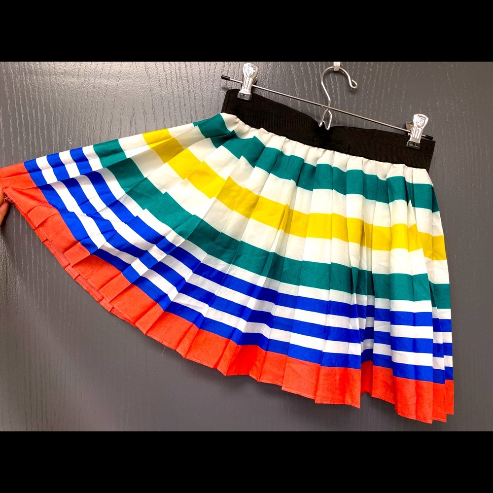 EUC Bright Striped Pleated Twirly Skirt Size Small